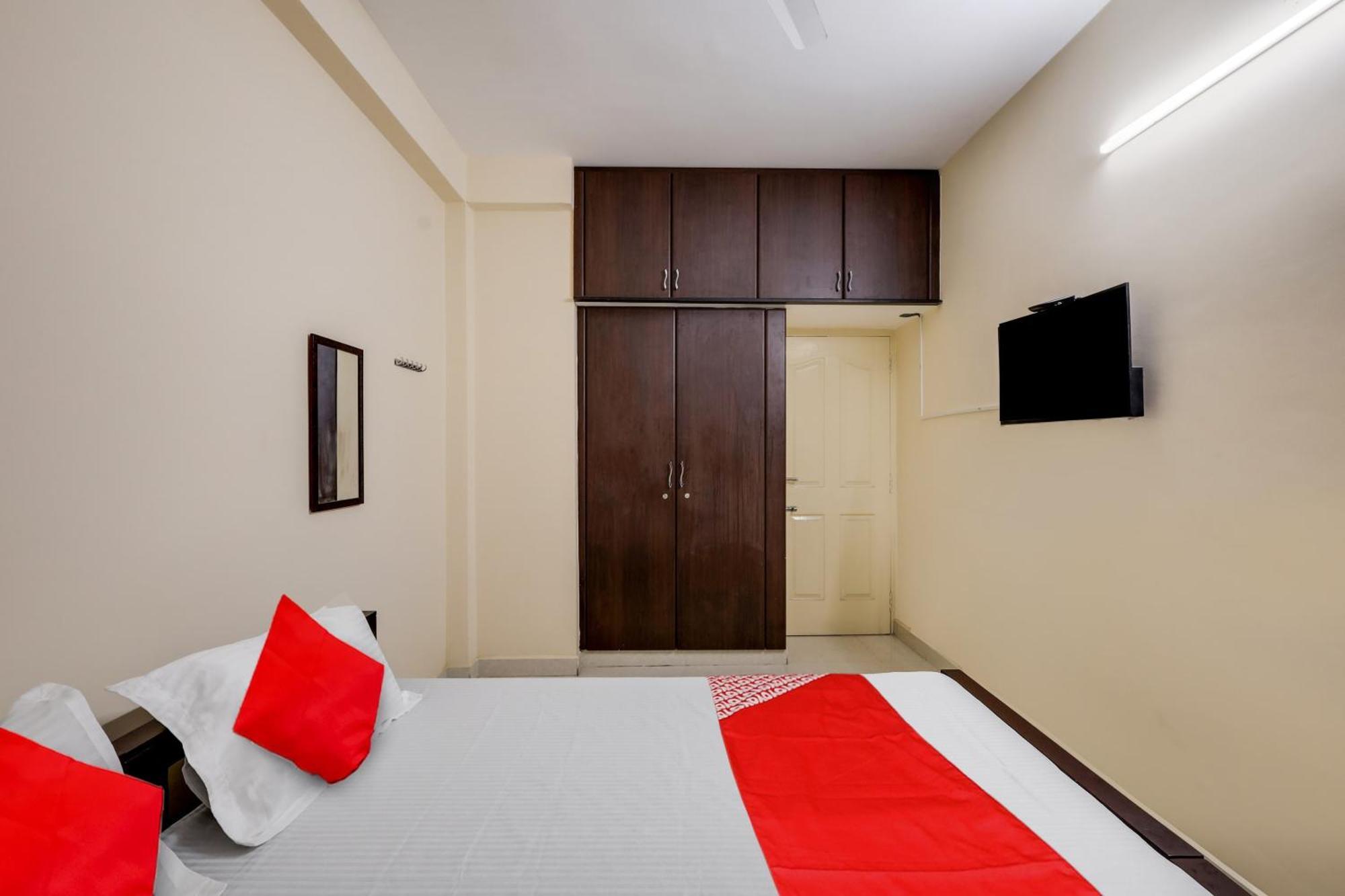Hotel O K V R Residency - Elite Ченнаи Экстерьер фото